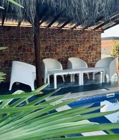 Ormanya Sicak Havuzlu Soemineli Jakuzili Villa *