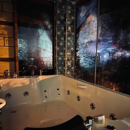 Villa Ormanya Sicak Havuzlu Soemineli Jakuzili *